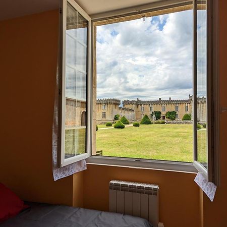 Gite Charmant Au Coeur D'Un Chateau Historique Avec Parc, Proche De Cognac, Ideal Famille Et Nature - Fr-1-653-167 Cherves-de-Cognac エクステリア 写真